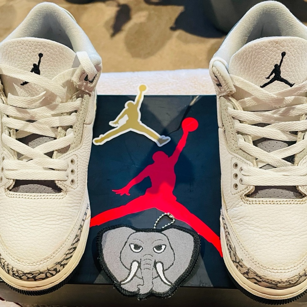 Nike Jordan 3 “Hide and Seek”
6Y-7.5W
$59
Original box,sticker and hang tag. - Picture 5 of 15